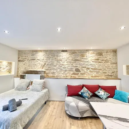 Le Calloch 1d - Wifi - Netflix - Face Gare 아파트